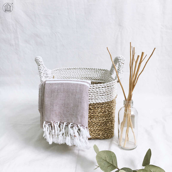 YOLA Seagrass Storage Basket with Handle