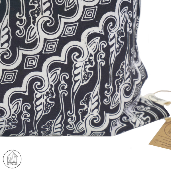 PARANG MONOCHROME Handstamp Batik Cushion Cover