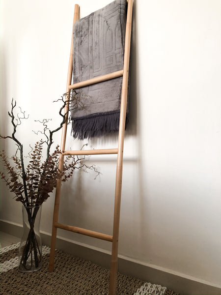 LANA Bamboo Ladder